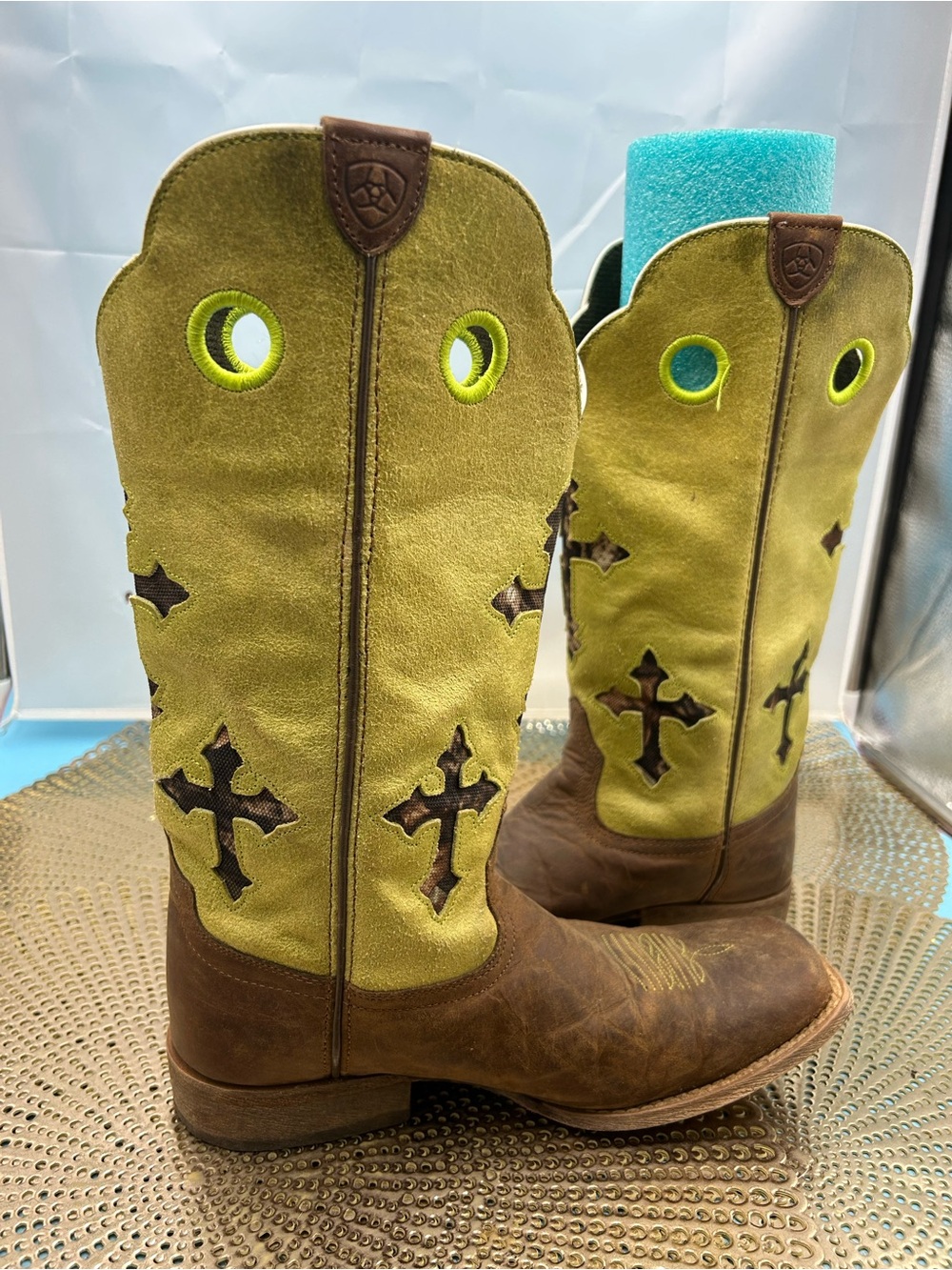 Ariat women 4 ranchero green cross boots